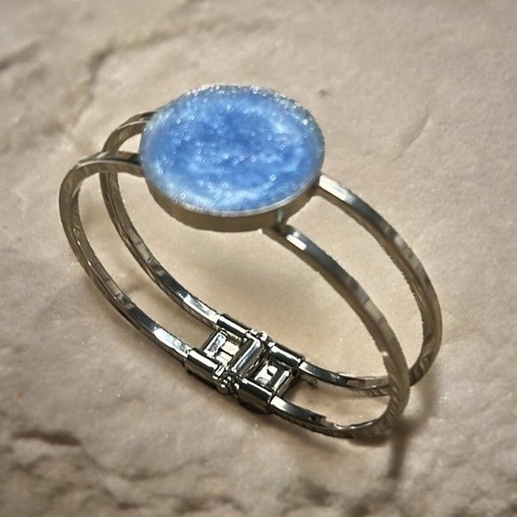 Blue and Silver Bracelet - Picture 4 of 9
